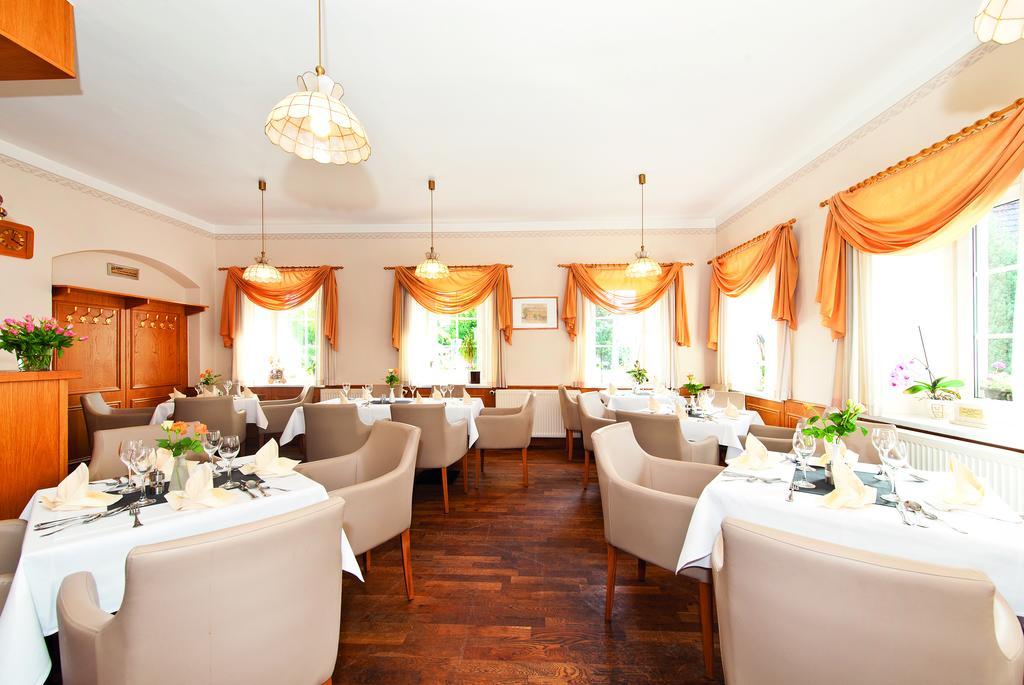 Landhotel Zum Erbgericht Stolpen Exterior photo